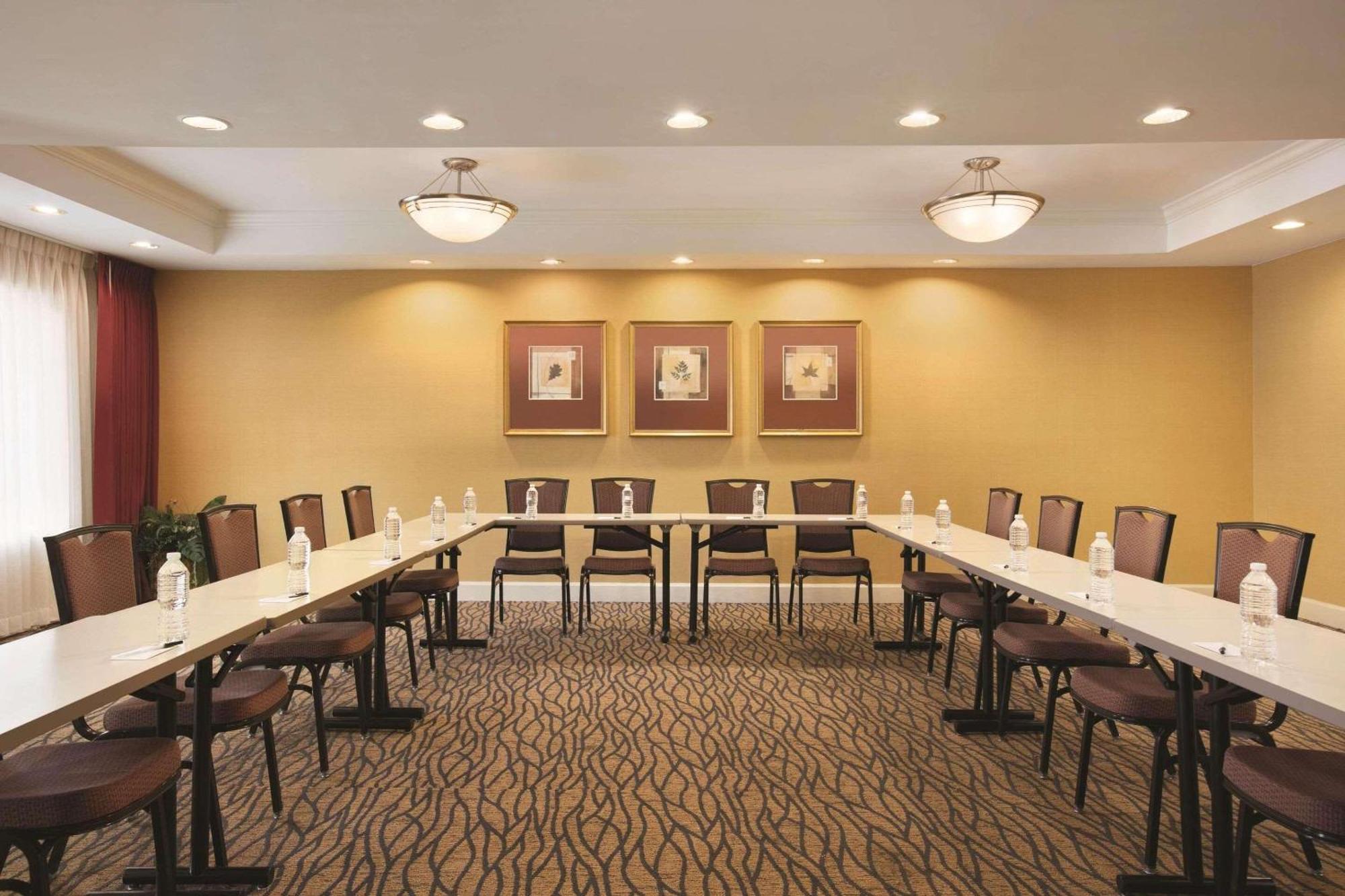 Country Inn & Suites By Radisson, Atlanta Airport North, Ga Eksteriør billede